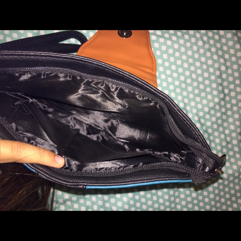 HANDBAG - Picture 2 of 3